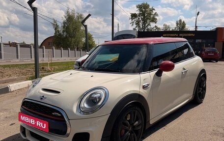 MINI Hatch, 2016 год, 2 200 000 рублей, 2 фотография