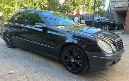 Mercedes-Benz E-Класс, 2004 год, 520 000 рублей, 6 фотография