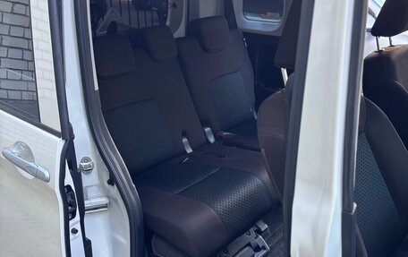 Toyota Roomy I, 2022 год, 1 050 000 рублей, 20 фотография