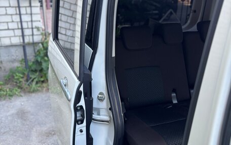 Toyota Roomy I, 2022 год, 1 050 000 рублей, 21 фотография