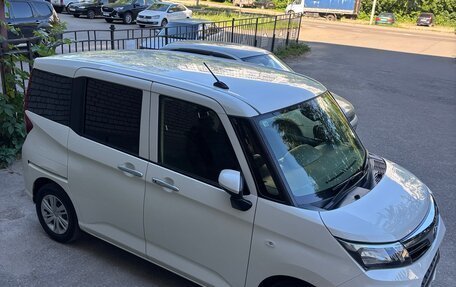 Toyota Roomy I, 2022 год, 1 050 000 рублей, 31 фотография