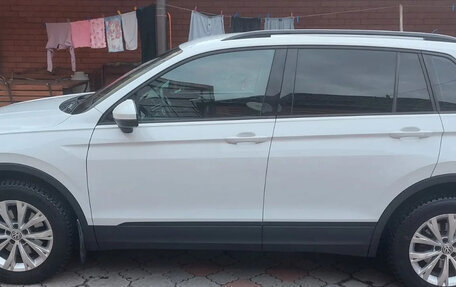 Volkswagen Tiguan II, 2018 год, 1 850 000 рублей, 8 фотография