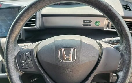 Honda Freed I, 2014 год, 1 300 000 рублей, 11 фотография