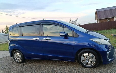 Honda Freed I, 2014 год, 1 300 000 рублей, 16 фотография