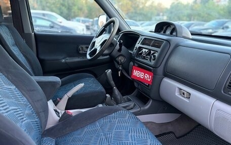 Mitsubishi Pajero Sport II рестайлинг, 2001 год, 690 000 рублей, 23 фотография