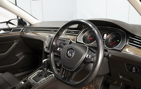 Volkswagen Passat B8 рестайлинг, 2015 год, 1 720 000 рублей, 11 фотография