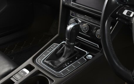 Volkswagen Passat B8 рестайлинг, 2015 год, 1 720 000 рублей, 14 фотография