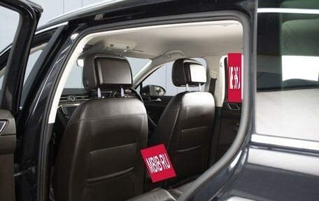 Volkswagen Passat B8 рестайлинг, 2015 год, 1 720 000 рублей, 10 фотография