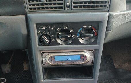 Daewoo Nexia I рестайлинг, 2004 год, 130 000 рублей, 11 фотография