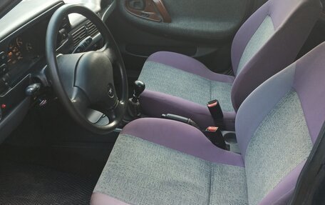 Daewoo Nexia I рестайлинг, 2004 год, 130 000 рублей, 17 фотография