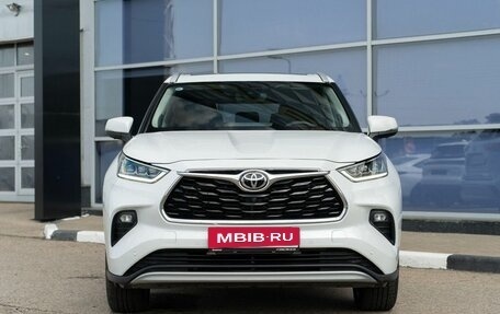Toyota Highlander, 2026 год, 5 500 000 рублей, 8 фотография