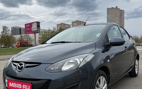 Mazda 2 III, 2011 год, 690 000 рублей, 5 фотография
