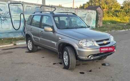 Chevrolet Niva I рестайлинг, 2011 год, 510 000 рублей, 11 фотография