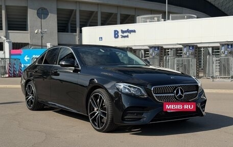 Mercedes-Benz E-Класс, 2018 год, 3 990 000 рублей, 3 фотография