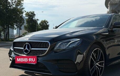 Mercedes-Benz E-Класс, 2018 год, 3 990 000 рублей, 9 фотография