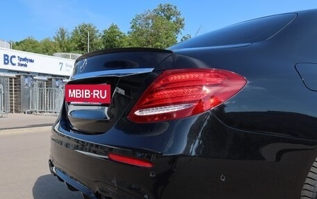 Mercedes-Benz E-Класс, 2018 год, 3 990 000 рублей, 28 фотография