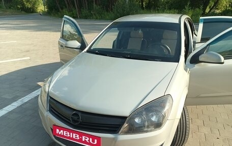 Opel Astra H, 2007 год, 389 979 рублей, 9 фотография