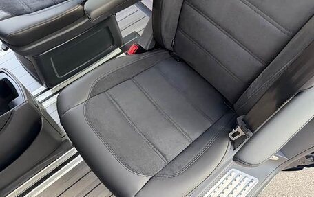 Volkswagen Multivan T6 рестайлинг, 2019 год, 7 060 000 рублей, 16 фотография