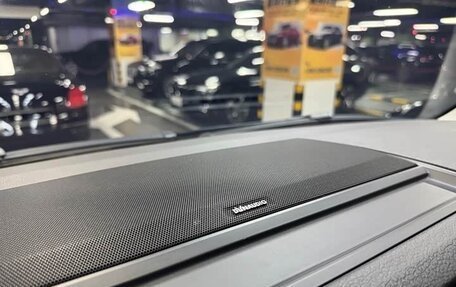 Volkswagen Multivan T6 рестайлинг, 2019 год, 6 322 000 рублей, 14 фотография