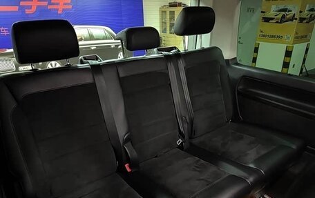 Volkswagen Multivan T6 рестайлинг, 2019 год, 6 322 000 рублей, 18 фотография