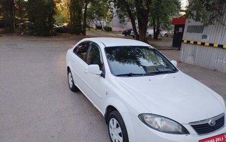 Daewoo Gentra II, 2014 год, 449 000 рублей, 2 фотография