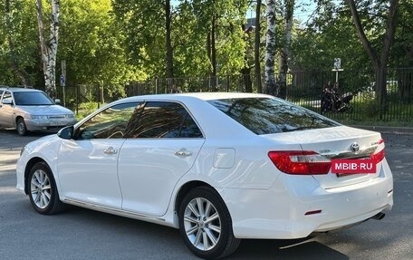 Toyota Camry, 2012 год, 1 350 000 рублей, 6 фотография
