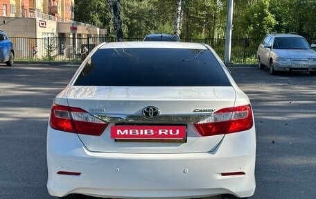 Toyota Camry, 2012 год, 1 350 000 рублей, 4 фотография