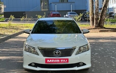Toyota Camry, 2012 год, 1 350 000 рублей, 14 фотография