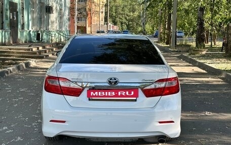 Toyota Camry, 2012 год, 1 350 000 рублей, 17 фотография