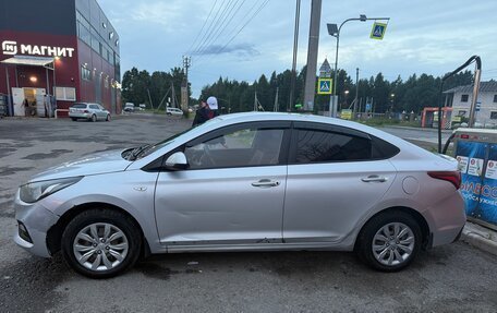 Hyundai Solaris II рестайлинг, 2017 год, 670 000 рублей, 6 фотография