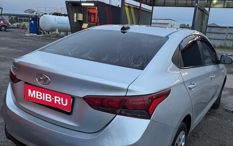 Hyundai Solaris II рестайлинг, 2017 год, 670 000 рублей, 5 фотография