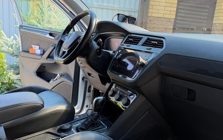 Volkswagen Tiguan II, 2019 год, 3 150 000 рублей, 8 фотография