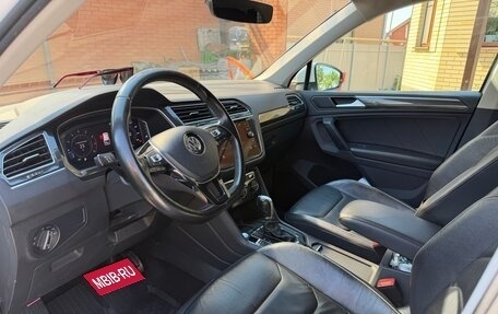 Volkswagen Tiguan II, 2019 год, 3 150 000 рублей, 9 фотография