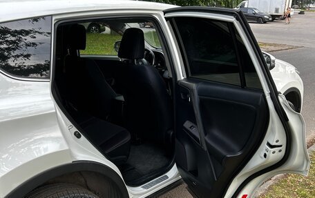 Toyota RAV4, 2013 год, 1 750 000 рублей, 4 фотография
