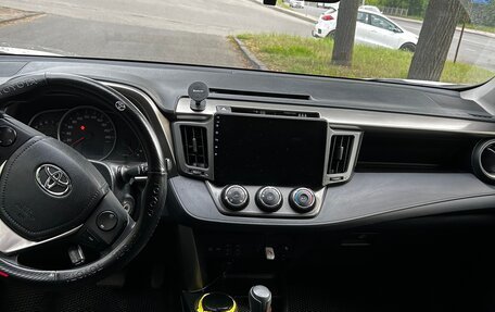 Toyota RAV4, 2013 год, 1 750 000 рублей, 10 фотография