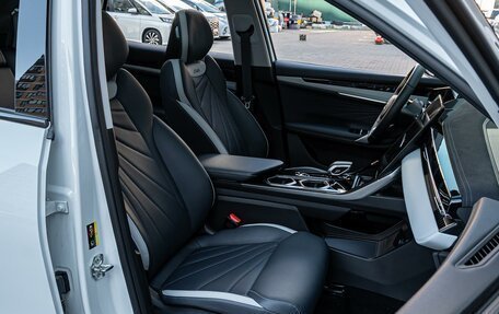 Geely Atlas, 2024 год, 2 820 000 рублей, 8 фотография