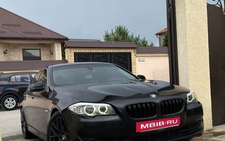 BMW 5 серия, 2010 год, 1 380 000 рублей, 11 фотография