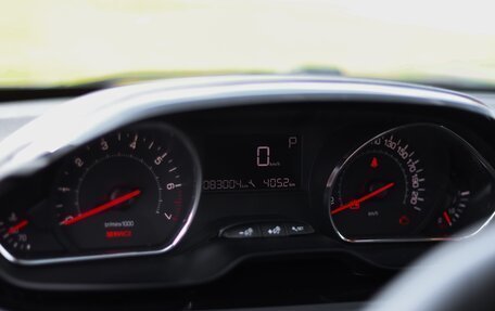 Peugeot 208 II, 2013 год, 790 000 рублей, 7 фотография