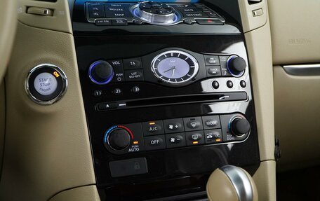 Infiniti QX70, 2017 год, 2 750 000 рублей, 17 фотография