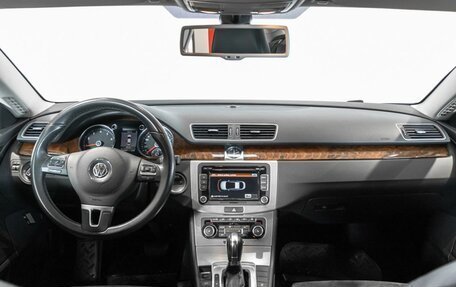 Volkswagen Passat CC I рестайлинг, 2011 год, 1 360 000 рублей, 6 фотография