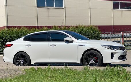 KIA Optima IV, 2017 год, 1 630 000 рублей, 2 фотография
