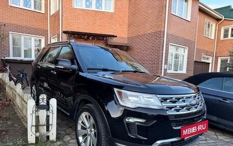 Ford Explorer VI, 2018 год, 2 799 000 рублей, 3 фотография