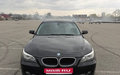 BMW 5 серия, 2009 год, 1 450 000 рублей, 8 фотография