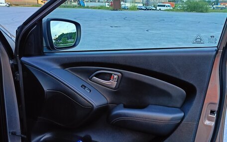 Hyundai ix35 I рестайлинг, 2011 год, 1 500 000 рублей, 23 фотография