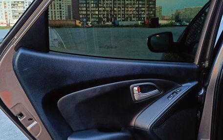 Hyundai ix35 I рестайлинг, 2011 год, 1 500 000 рублей, 26 фотография