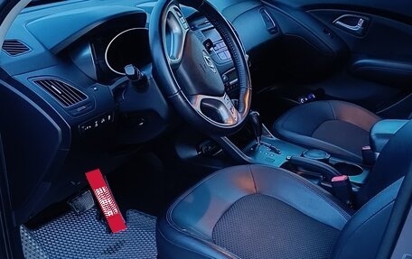 Hyundai ix35 I рестайлинг, 2011 год, 1 500 000 рублей, 29 фотография