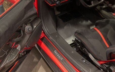 Ferrari 488, 2018 год, 79 000 000 рублей, 27 фотография