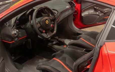 Ferrari 488, 2018 год, 79 000 000 рублей, 28 фотография