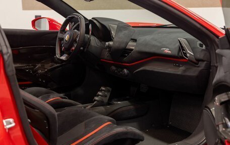 Ferrari 488, 2018 год, 79 000 000 рублей, 37 фотография