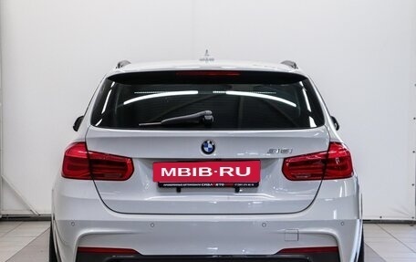 BMW 3 серия, 2017 год, 1 780 000 рублей, 5 фотография